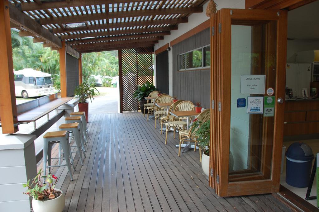 מלון Caravonica Lake Placid Tourist Park מראה חיצוני תמונה